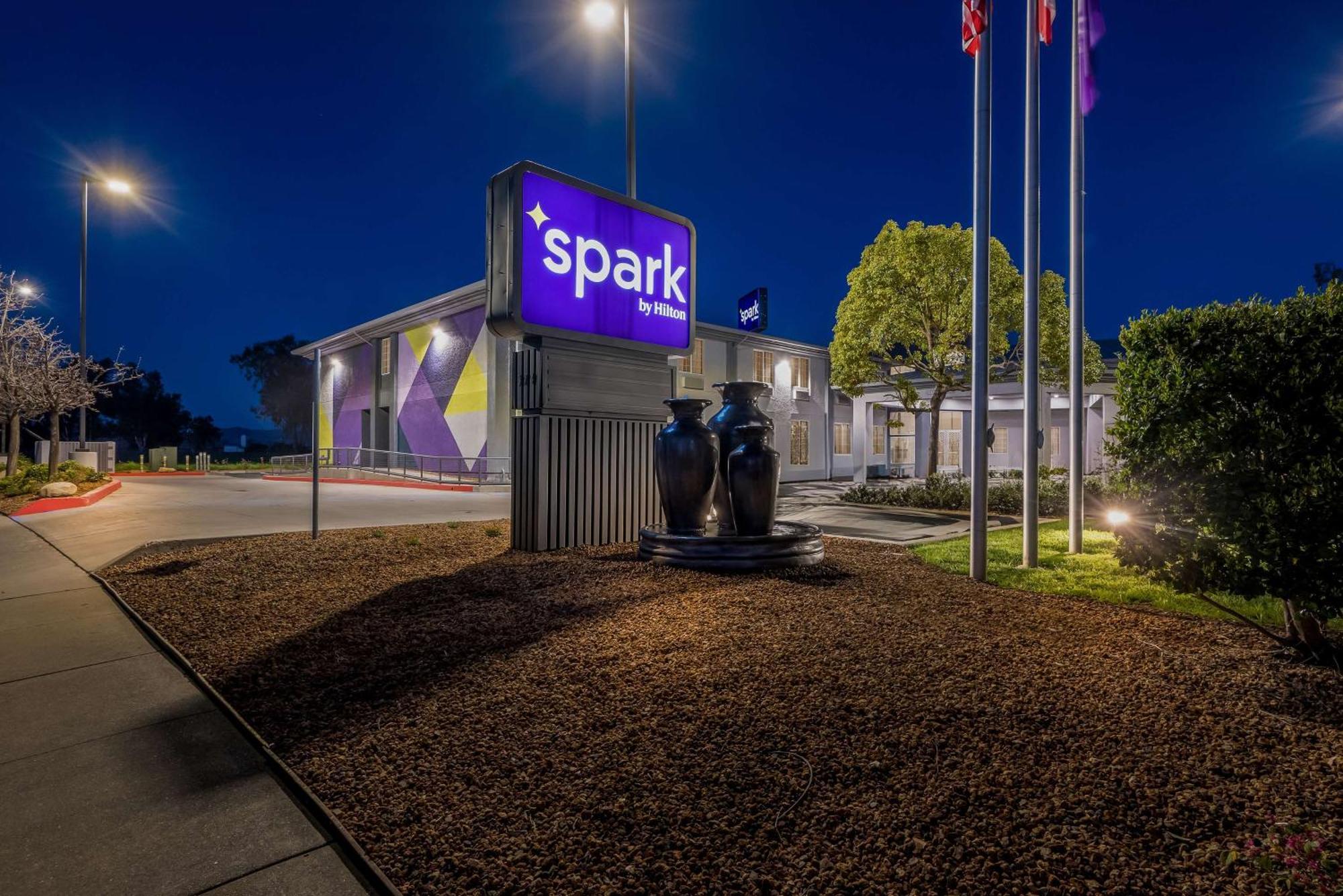 Spark By Hilton Williams Newly Opened 2025 Zewnętrze zdjęcie
